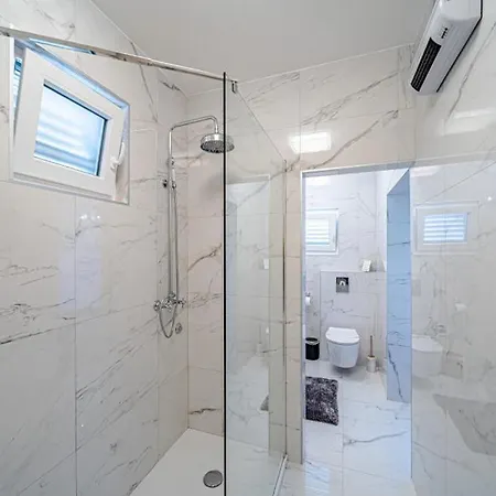 Seafront Mijo By Guide