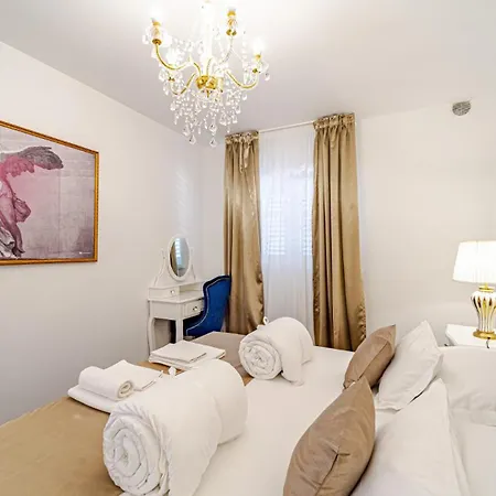 Seafront Mijo By Guide * Blato