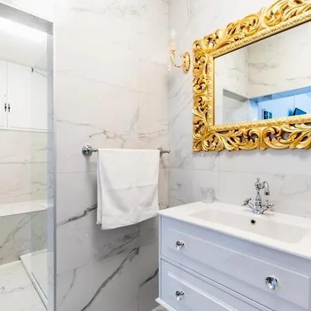 Seafront Mijo By Guide Villa