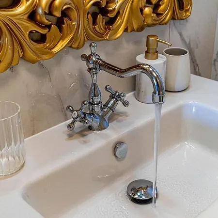 Seafront Mijo By Guide Villa