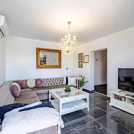 Seafront Mijo By Guide *