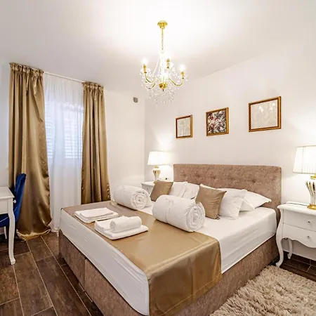 Seafront Mijo By Guide *